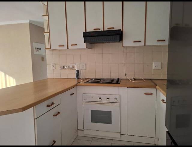 2 BEDROOM TOWNHOUSE FOR SALE IN BEDFORD GARDENS